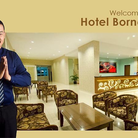 Borneo Hotel Pontianak Exterior photo