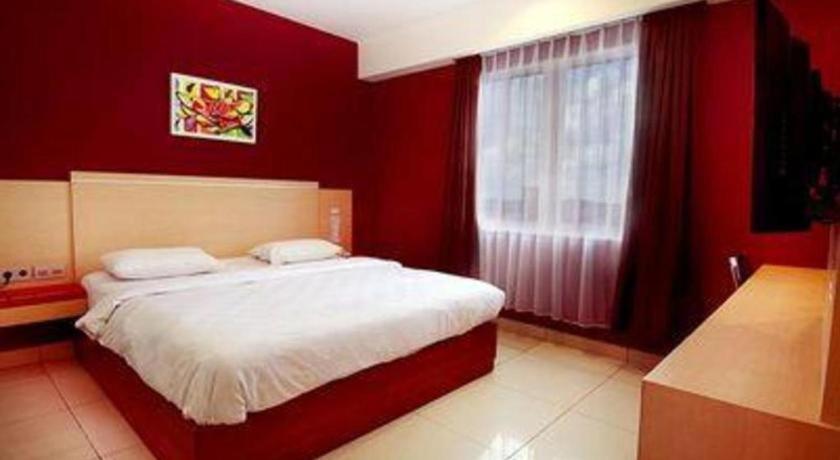 Borneo Hotel Pontianak Exterior photo